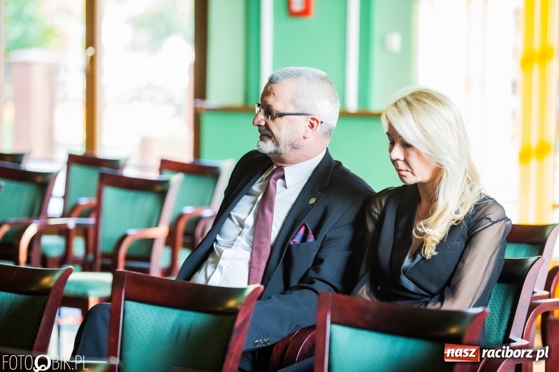 Zdjęcie w galerii na portalu naszraciborz.pl: Po raz szósty wręczono dziś Filary Ziemi Raciborskiej wiadomości z regionu