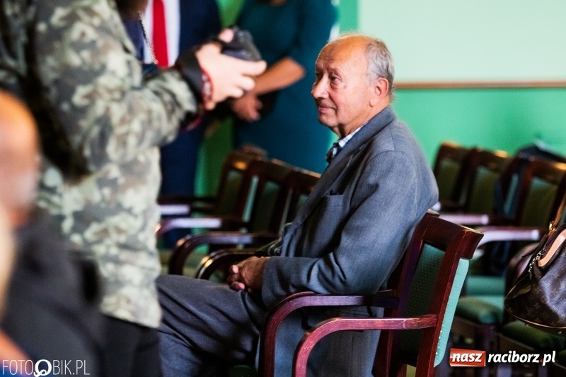 Zdjęcie w galerii na portalu naszraciborz.pl: Po raz szósty wręczono dziś Filary Ziemi Raciborskiej wiadomości z regionu