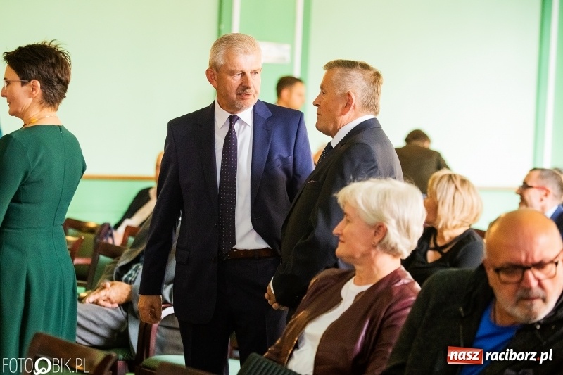 Zdjęcie w galerii na portalu naszraciborz.pl: Po raz szósty wręczono dziś Filary Ziemi Raciborskiej wiadomości z regionu