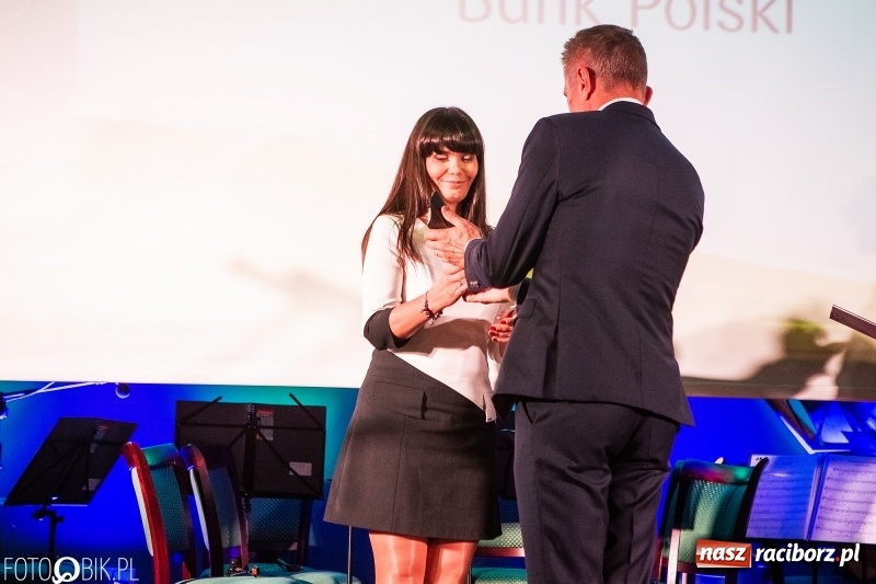 Zdjęcie w galerii na portalu naszraciborz.pl: Po raz szósty wręczono dziś Filary Ziemi Raciborskiej wiadomości z regionu