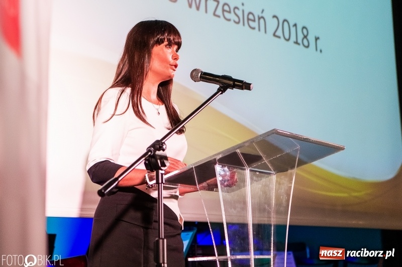 Zdjęcie w galerii na portalu naszraciborz.pl: Po raz szósty wręczono dziś Filary Ziemi Raciborskiej wiadomości z regionu