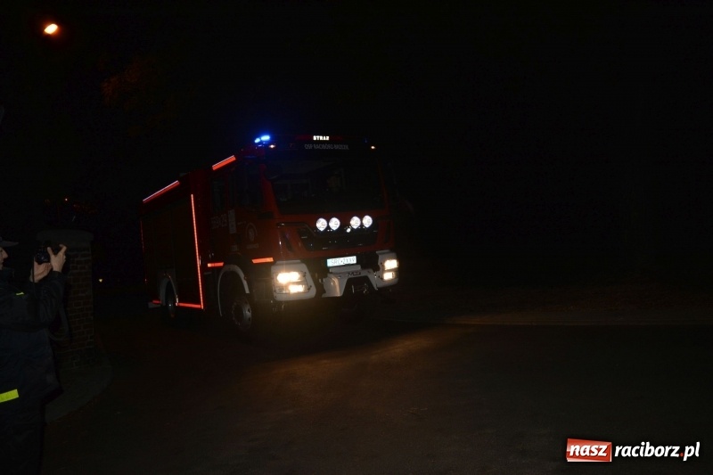 Zdjęcie w galerii na portalu naszraciborz.pl: Strażacka feta w Brzeziu. Miejscowa OSP ma nowiutki wóz bojowy na 140. urodziny  wiadomości z regionu
