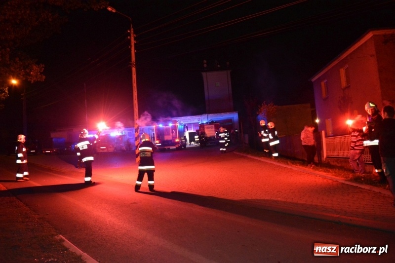 Zdjęcie w galerii na portalu naszraciborz.pl: Strażacka feta w Brzeziu. Miejscowa OSP ma nowiutki wóz bojowy na 140. urodziny  wiadomości z regionu