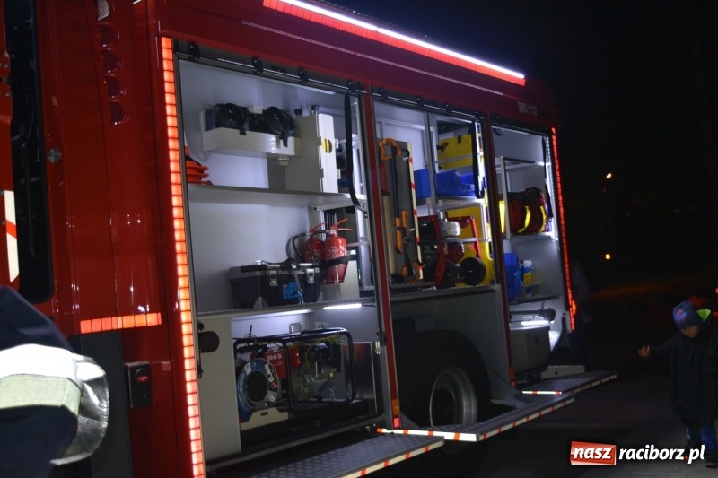 Zdjęcie w galerii na portalu naszraciborz.pl: Strażacka feta w Brzeziu. Miejscowa OSP ma nowiutki wóz bojowy na 140. urodziny  wiadomości z regionu