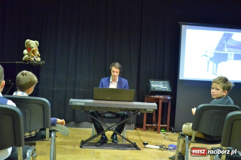 Zdjęcie w galerii na portalu naszraciborz.pl: Od klawesynu do fortepianu. Koncerty w RCK  wiadomości z regionu