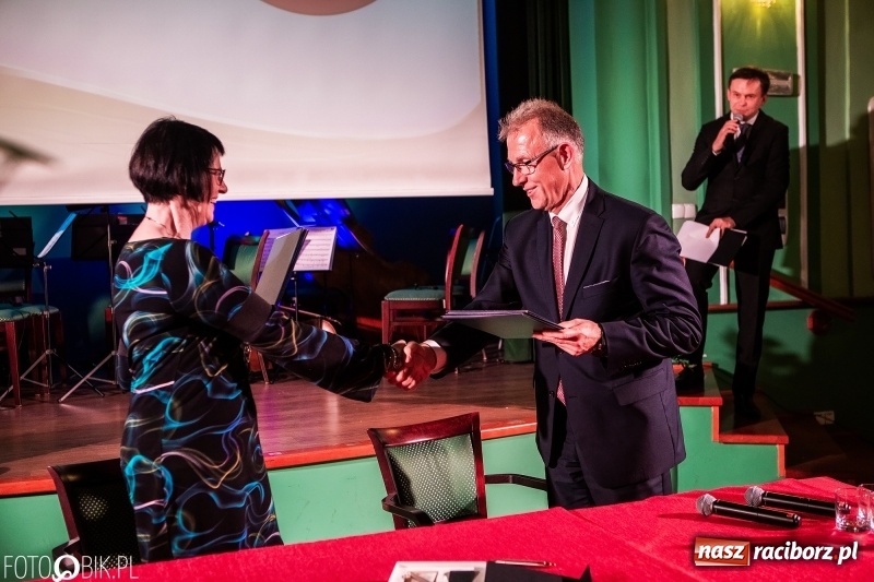 Zdjęcie w galerii na portalu naszraciborz.pl: Uczelnia-biznes-miasto. Globalna gospodarka stawia nowe wyzwania. Nowoczesny kampus na Opawskiej  wiadomości z regionu