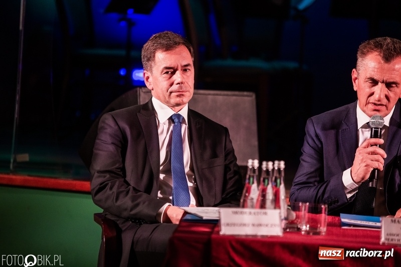 Zdjęcie w galerii na portalu naszraciborz.pl: Uczelnia-biznes-miasto. Globalna gospodarka stawia nowe wyzwania. Nowoczesny kampus na Opawskiej  wiadomości z regionu