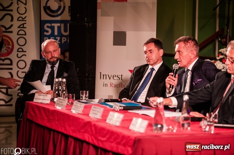 Zdjęcie w galerii na portalu naszraciborz.pl: Uczelnia-biznes-miasto. Globalna gospodarka stawia nowe wyzwania. Nowoczesny kampus na Opawskiej  wiadomości z regionu