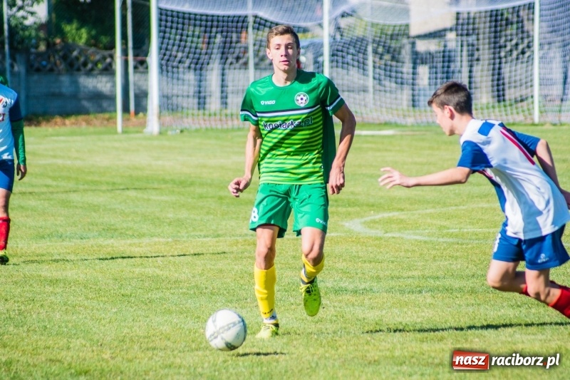 Zdjęcie w galerii na portalu naszraciborz.pl: Juniorzy starsi: Wicelider z Tworkowa lepszy od Lysek wiadomości z regionu