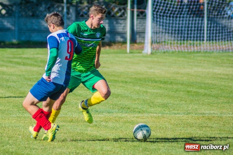 Zdjęcie w galerii na portalu naszraciborz.pl: Juniorzy starsi: Wicelider z Tworkowa lepszy od Lysek wiadomości z regionu