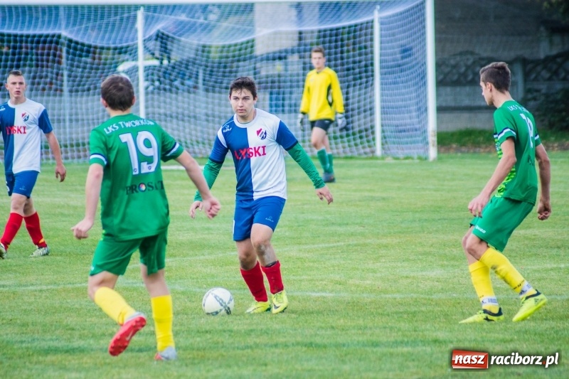 Zdjęcie w galerii na portalu naszraciborz.pl: Juniorzy starsi: Wicelider z Tworkowa lepszy od Lysek wiadomości z regionu