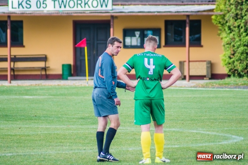 Zdjęcie w galerii na portalu naszraciborz.pl: Juniorzy starsi: Wicelider z Tworkowa lepszy od Lysek wiadomości z regionu