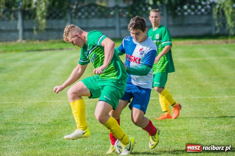 Zdjęcie w galerii na portalu naszraciborz.pl: Juniorzy starsi: Wicelider z Tworkowa lepszy od Lysek wiadomości z regionu