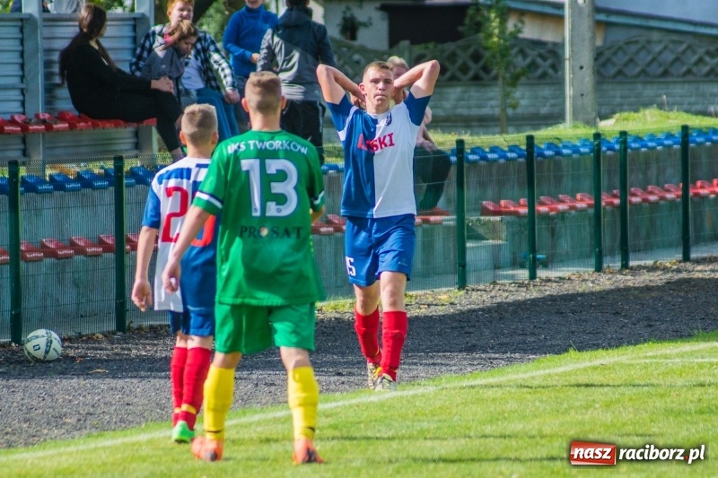 Zdjęcie w galerii na portalu naszraciborz.pl: Juniorzy starsi: Wicelider z Tworkowa lepszy od Lysek wiadomości z regionu