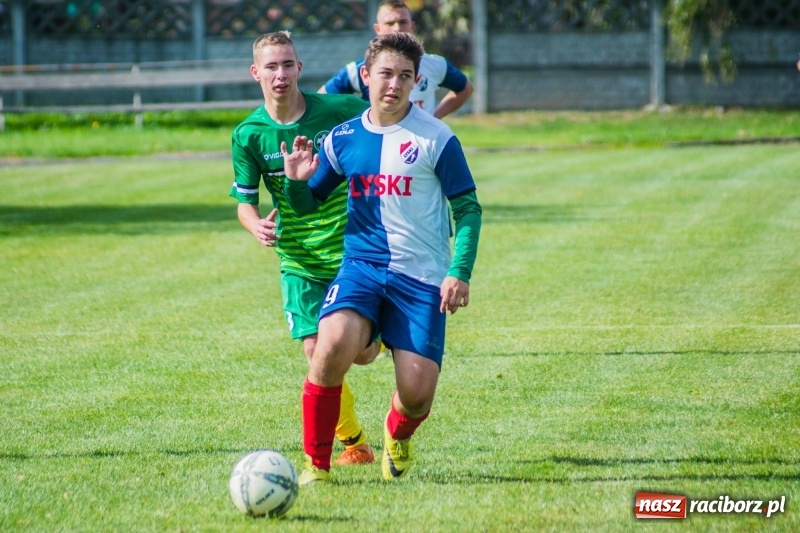 Zdjęcie w galerii na portalu naszraciborz.pl: Juniorzy starsi: Wicelider z Tworkowa lepszy od Lysek wiadomości z regionu