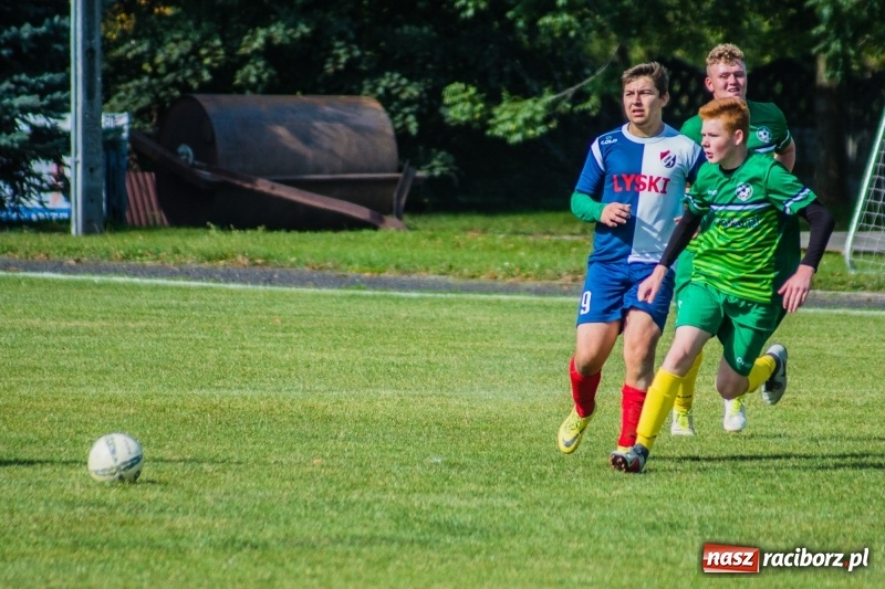 Zdjęcie w galerii na portalu naszraciborz.pl: Juniorzy starsi: Wicelider z Tworkowa lepszy od Lysek wiadomości z regionu