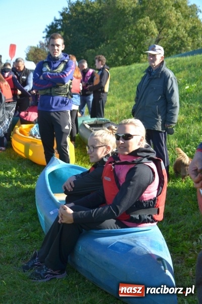 Zdjęcie w galerii na portalu naszraciborz.pl: Ostani spływ w sezonie. Symboliczne zamknięcie Meandrów Odry wiadomości z regionu