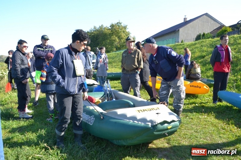 Zdjęcie w galerii na portalu naszraciborz.pl: Ostani spływ w sezonie. Symboliczne zamknięcie Meandrów Odry wiadomości z regionu