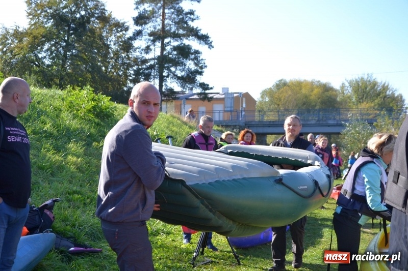 Zdjęcie w galerii na portalu naszraciborz.pl: Ostani spływ w sezonie. Symboliczne zamknięcie Meandrów Odry wiadomości z regionu