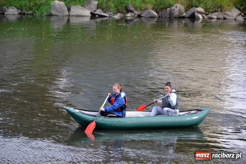 Zdjęcie w galerii na portalu naszraciborz.pl: Ostani spływ w sezonie. Symboliczne zamknięcie Meandrów Odry wiadomości z regionu