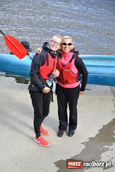Zdjęcie w galerii na portalu naszraciborz.pl: Ostani spływ w sezonie. Symboliczne zamknięcie Meandrów Odry wiadomości z regionu