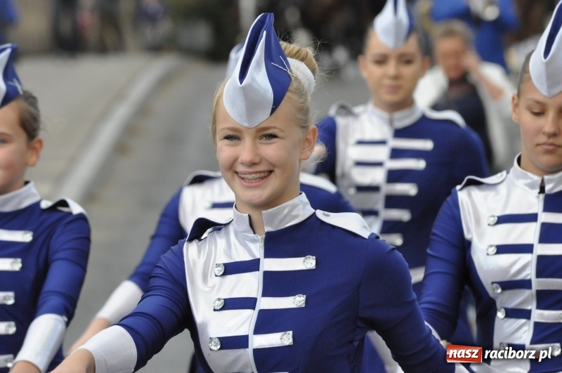 Zdjęcie w galerii na portalu naszraciborz.pl: Raciborski Hubertus 2018. Przemarsz przez miasto i pogoń za lisem wiadomości z regionu