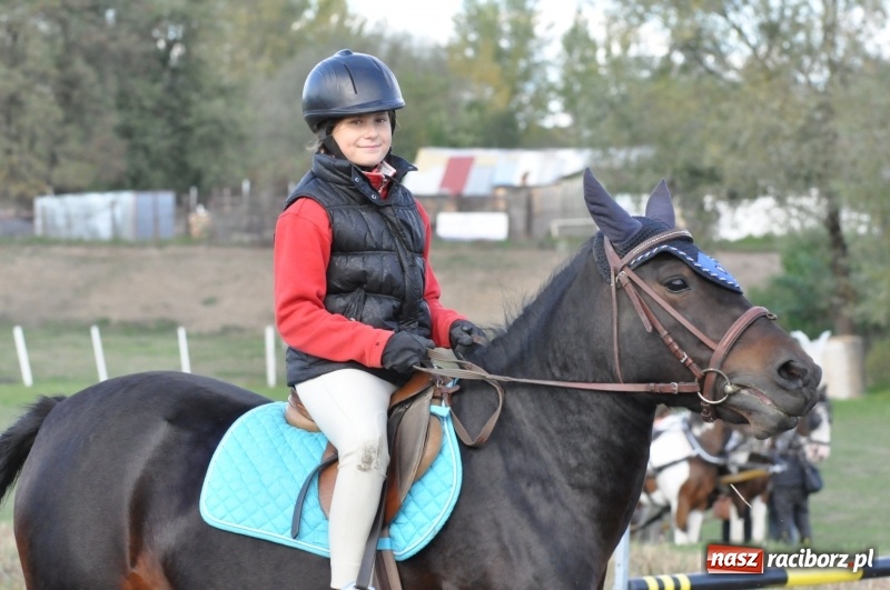 Zdjęcie w galerii na portalu naszraciborz.pl: Raciborski Hubertus 2018. Przemarsz przez miasto i pogoń za lisem wiadomości z regionu