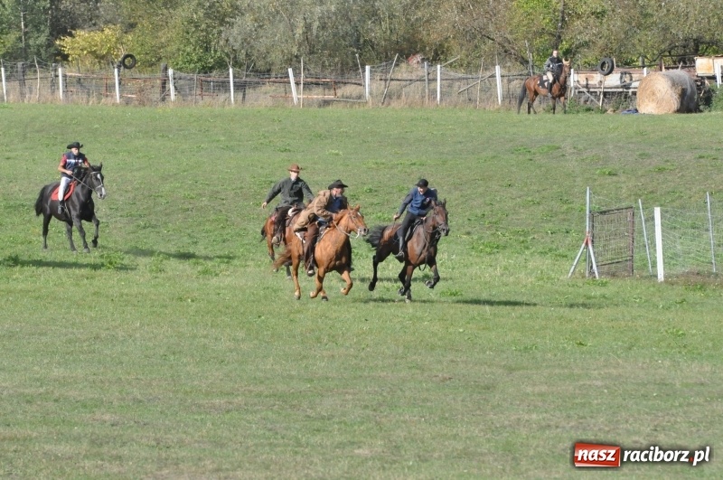 Zdjęcie w galerii na portalu naszraciborz.pl: Raciborski Hubertus 2018. Przemarsz przez miasto i pogoń za lisem wiadomości z regionu