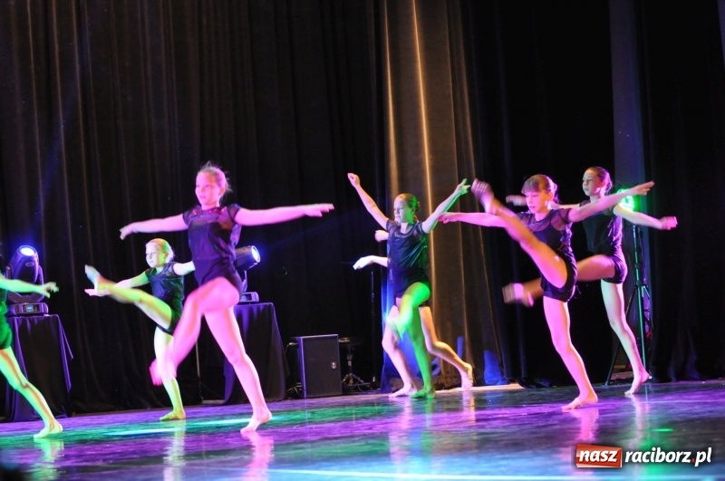 Zdjęcie w galerii na portalu naszraciborz.pl: RCK zapełniony po brzegi. Gala SKAZY 2018  wiadomości z regionu