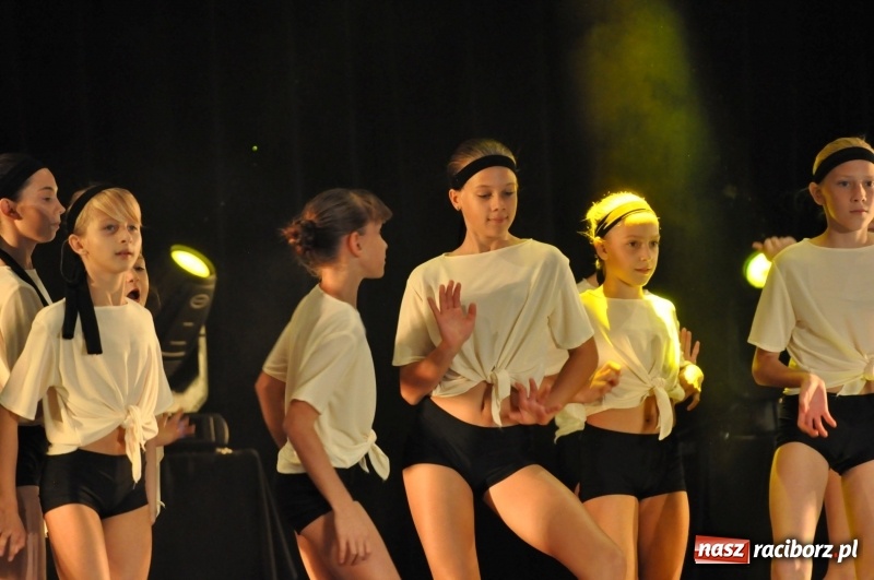 Zdjęcie w galerii na portalu naszraciborz.pl: RCK zapełniony po brzegi. Gala SKAZY 2018  wiadomości z regionu