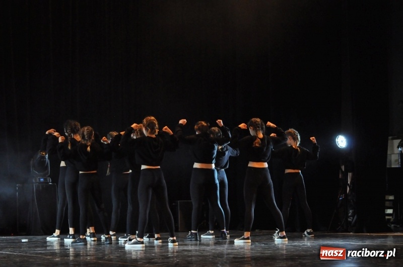 Zdjęcie w galerii na portalu naszraciborz.pl: RCK zapełniony po brzegi. Gala SKAZY 2018  wiadomości z regionu