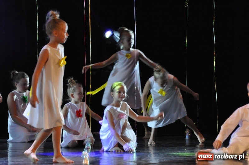 Zdjęcie w galerii na portalu naszraciborz.pl: RCK zapełniony po brzegi. Gala SKAZY 2018  wiadomości z regionu