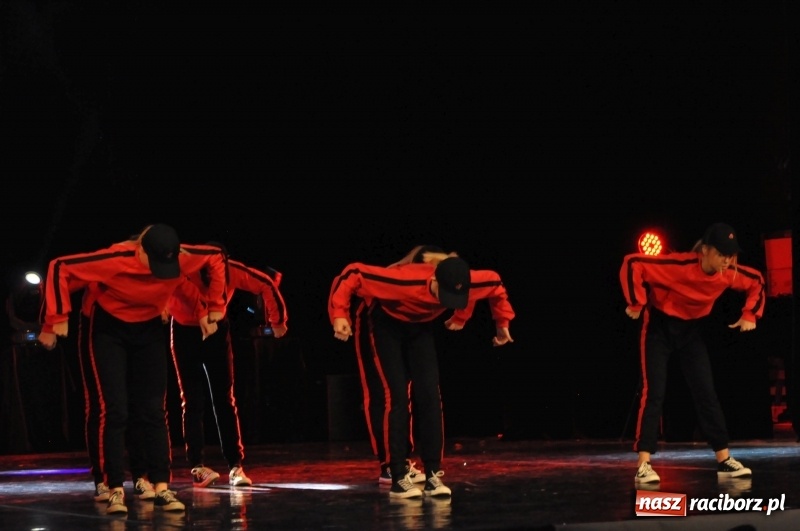 Zdjęcie w galerii na portalu naszraciborz.pl: RCK zapełniony po brzegi. Gala SKAZY 2018  wiadomości z regionu