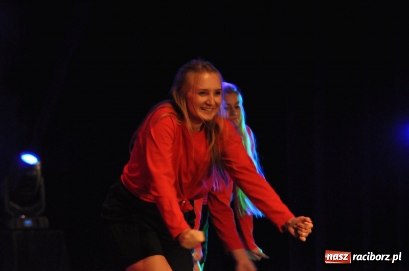 Zdjęcie w galerii na portalu naszraciborz.pl: RCK zapełniony po brzegi. Gala SKAZY 2018  wiadomości z regionu