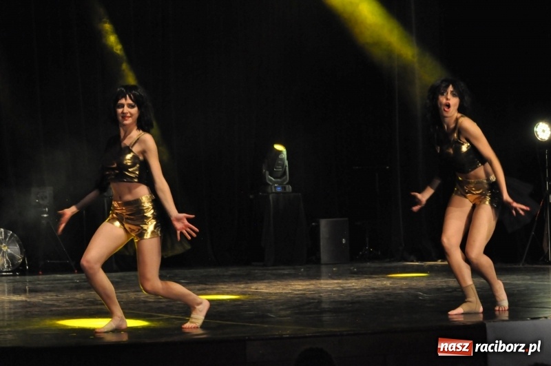 Zdjęcie w galerii na portalu naszraciborz.pl: RCK zapełniony po brzegi. Gala SKAZY 2018  wiadomości z regionu