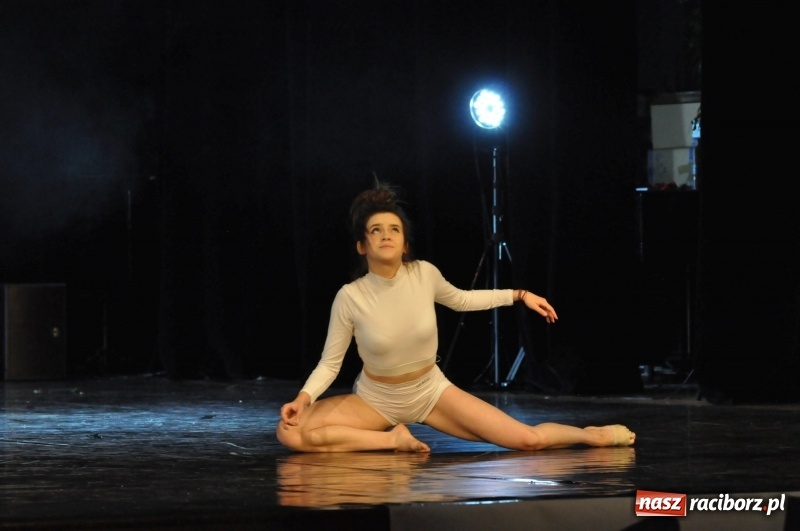 Zdjęcie w galerii na portalu naszraciborz.pl: RCK zapełniony po brzegi. Gala SKAZY 2018  wiadomości z regionu