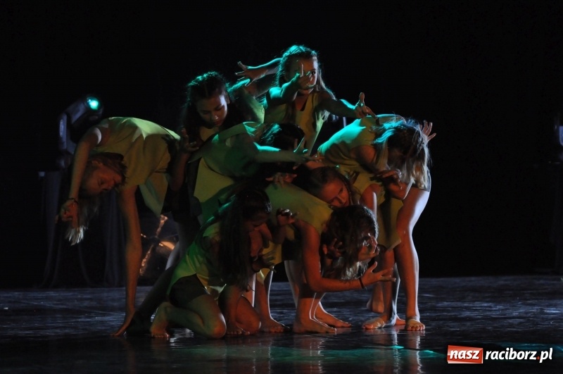 Zdjęcie w galerii na portalu naszraciborz.pl: RCK zapełniony po brzegi. Gala SKAZY 2018  wiadomości z regionu