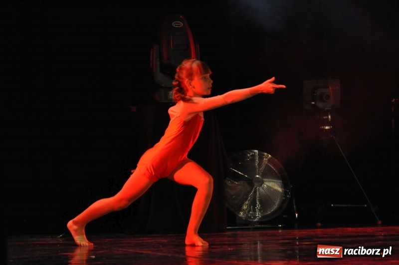 Zdjęcie w galerii na portalu naszraciborz.pl: RCK zapełniony po brzegi. Gala SKAZY 2018  wiadomości z regionu