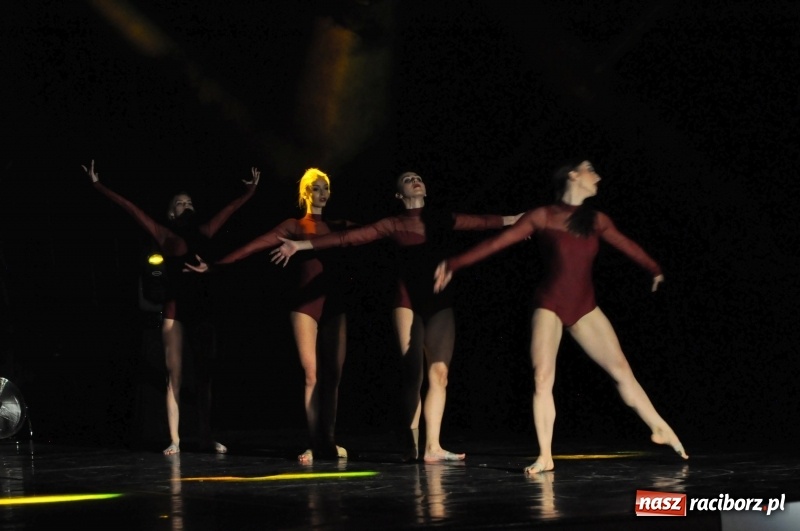 Zdjęcie w galerii na portalu naszraciborz.pl: RCK zapełniony po brzegi. Gala SKAZY 2018  wiadomości z regionu