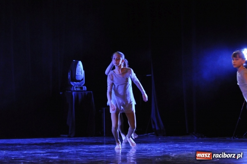 Zdjęcie w galerii na portalu naszraciborz.pl: RCK zapełniony po brzegi. Gala SKAZY 2018  wiadomości z regionu