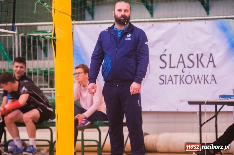 Zdjęcie w galerii na portalu naszraciborz.pl: Pięciosetowy maraton siatkarski na inaugurację sezonu wiadomości z regionu