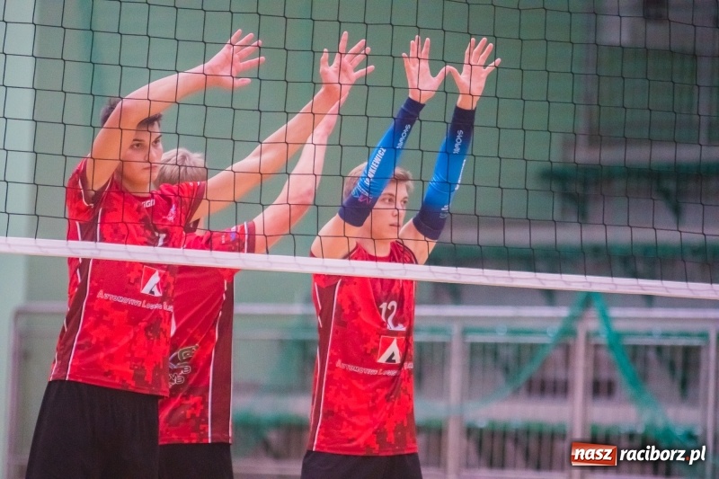 Zdjęcie w galerii na portalu naszraciborz.pl: Pięciosetowy maraton siatkarski na inaugurację sezonu wiadomości z regionu