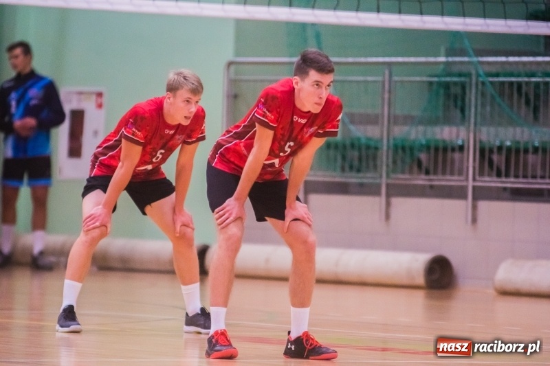 Zdjęcie w galerii na portalu naszraciborz.pl: Pięciosetowy maraton siatkarski na inaugurację sezonu wiadomości z regionu