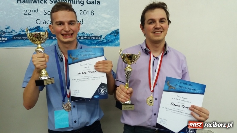 Zdjęcie w galerii na portalu naszraciborz.pl: Brawo! Nasi pływacy zdobyli medale na gali Halliwick w Krakowie  wiadomości z regionu