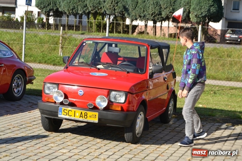 Zdjęcie w galerii na portalu naszraciborz.pl: Jesienny zlot oldtimerów na zakończenie sezonu motorowego wiadomości z regionu
