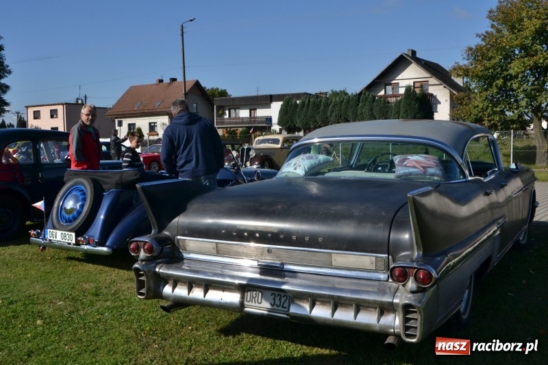 Zdjęcie w galerii na portalu naszraciborz.pl: Jesienny zlot oldtimerów na zakończenie sezonu motorowego wiadomości z regionu