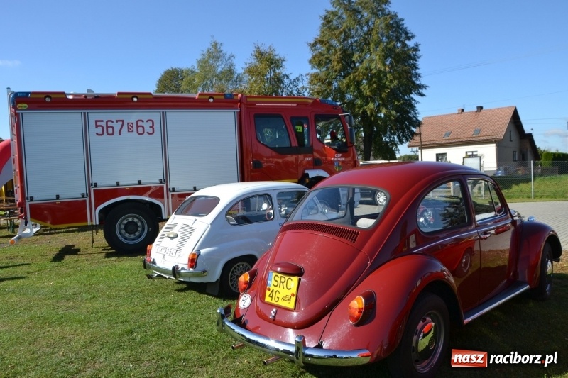 Zdjęcie w galerii na portalu naszraciborz.pl: Jesienny zlot oldtimerów na zakończenie sezonu motorowego wiadomości z regionu