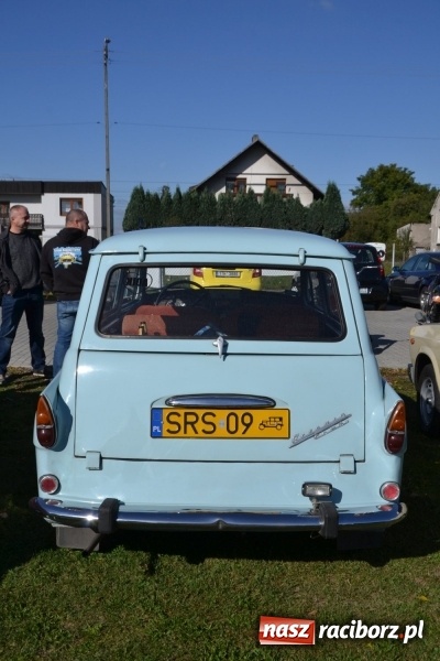 Zdjęcie w galerii na portalu naszraciborz.pl: Jesienny zlot oldtimerów na zakończenie sezonu motorowego wiadomości z regionu