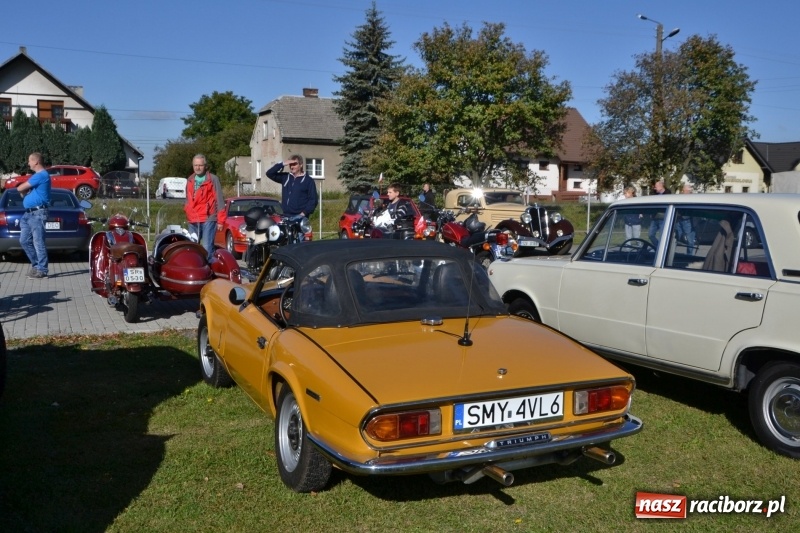 Zdjęcie w galerii na portalu naszraciborz.pl: Jesienny zlot oldtimerów na zakończenie sezonu motorowego wiadomości z regionu
