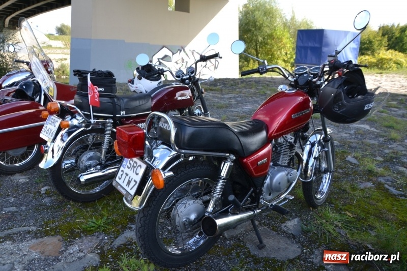 Zdjęcie w galerii na portalu naszraciborz.pl: Jesienny zlot oldtimerów na zakończenie sezonu motorowego wiadomości z regionu